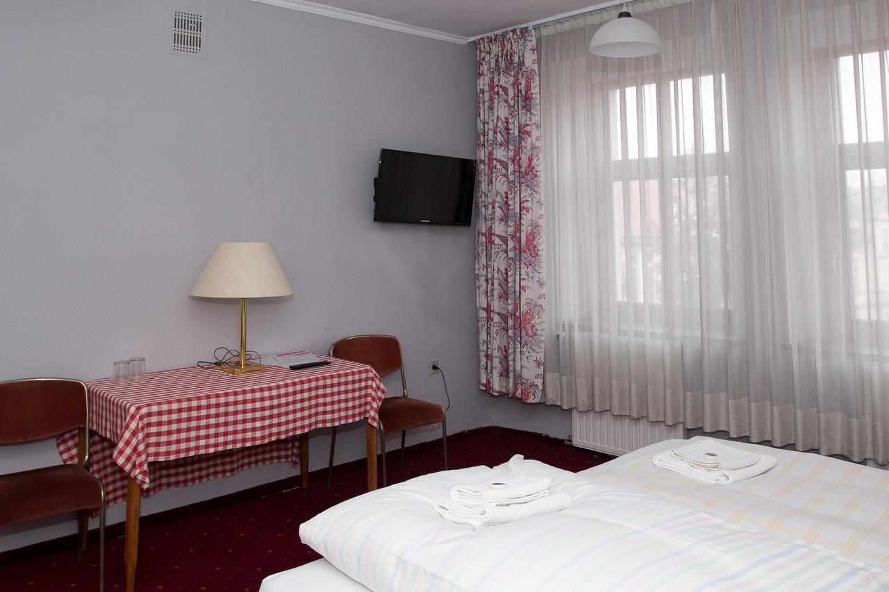 Hotel Karkonosze Kamienna Gora Ngoại thất bức ảnh