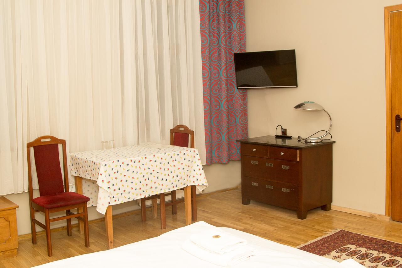 Hotel Karkonosze Kamienna Gora Ngoại thất bức ảnh