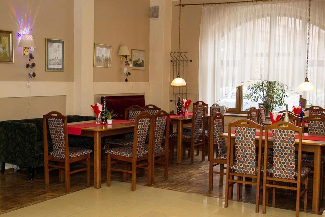 Hotel Karkonosze Kamienna Gora Ngoại thất bức ảnh